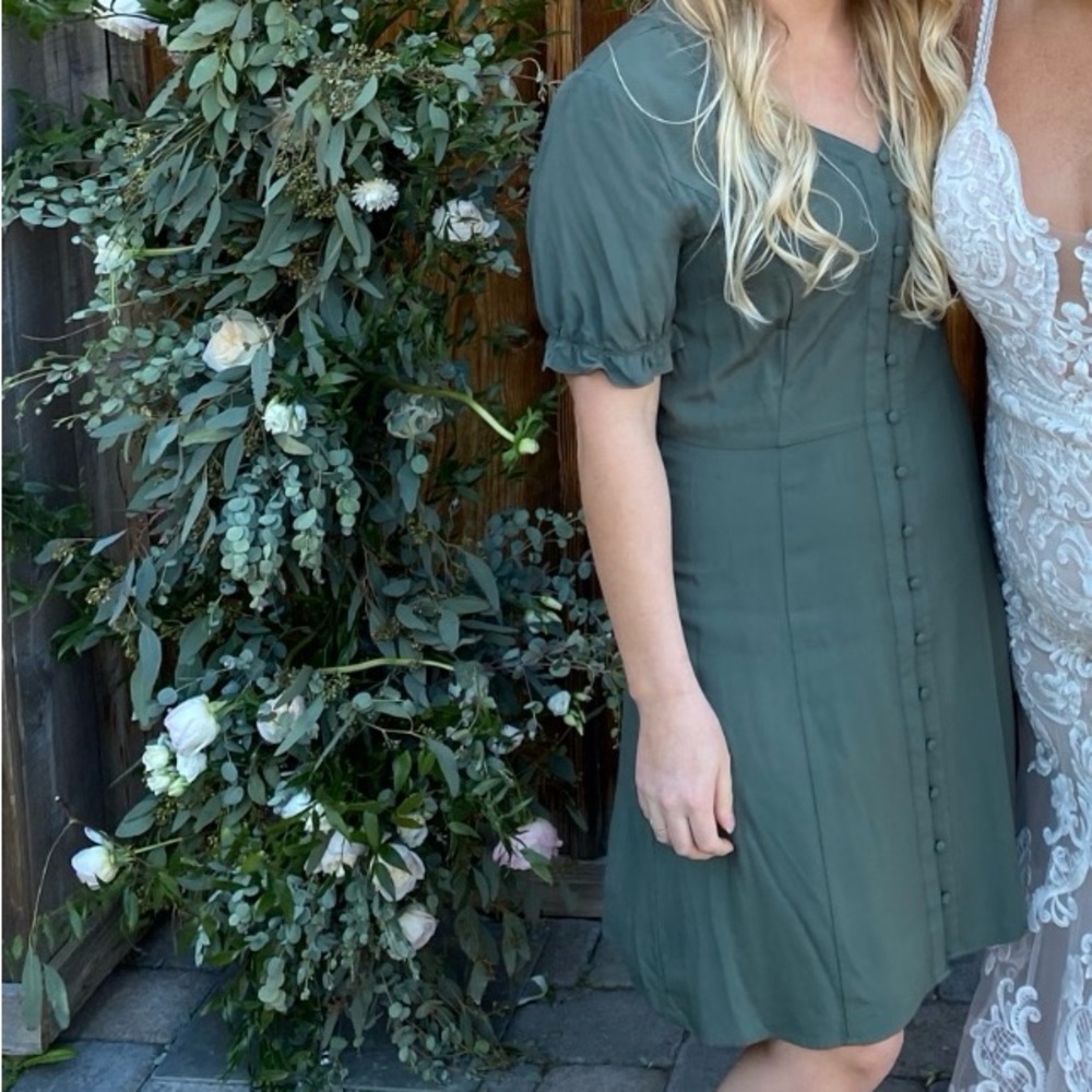 Elegant Green Full Button Dress